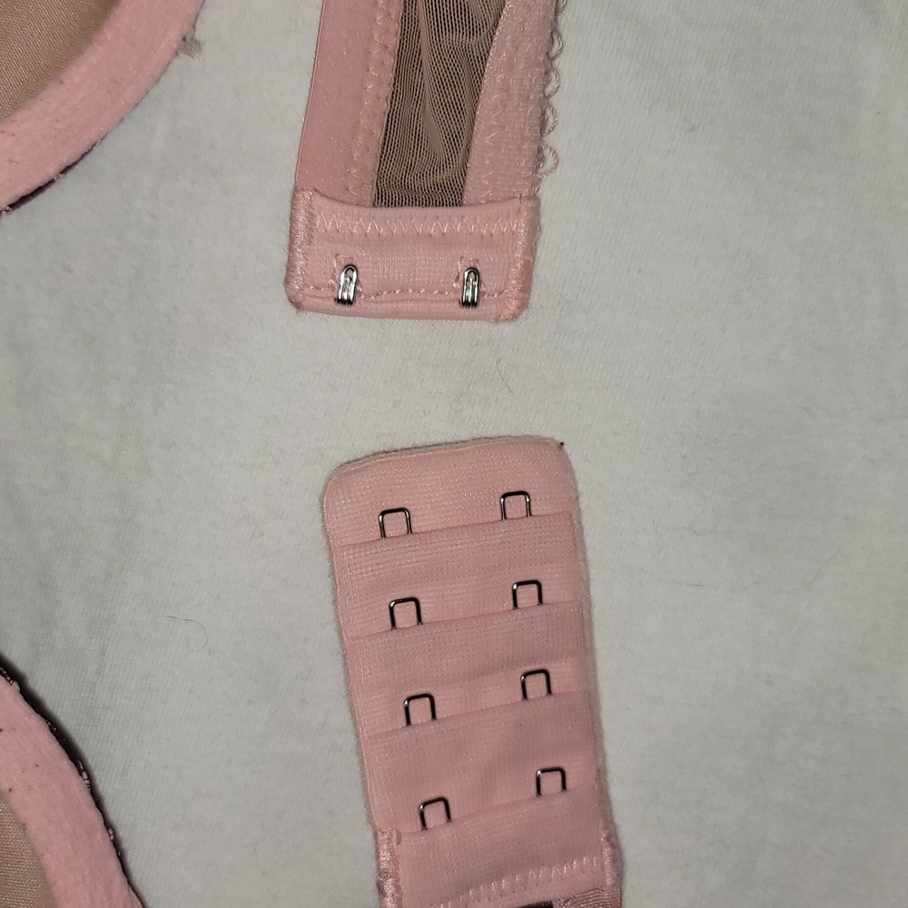 VICTORIA SECRET 38C GORGEOUS - Picture 8 of 12